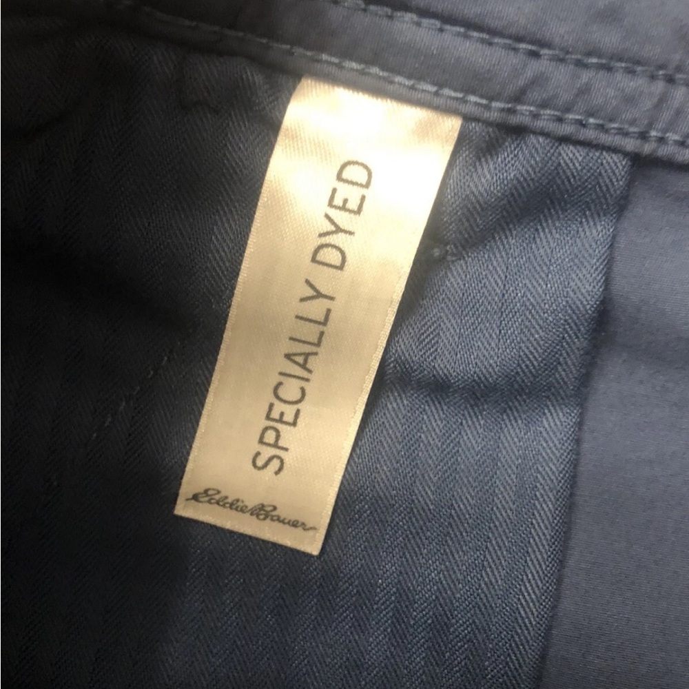 Eddie Bauer Shorts Size 12 Aspire Chino Dust Indigo Women’s NWT Slightly Curvy - Picture 5 of 8